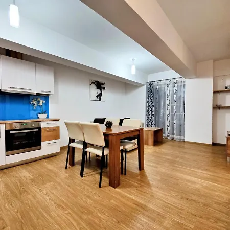 My Place In 7 Nights Minimum Apartman *