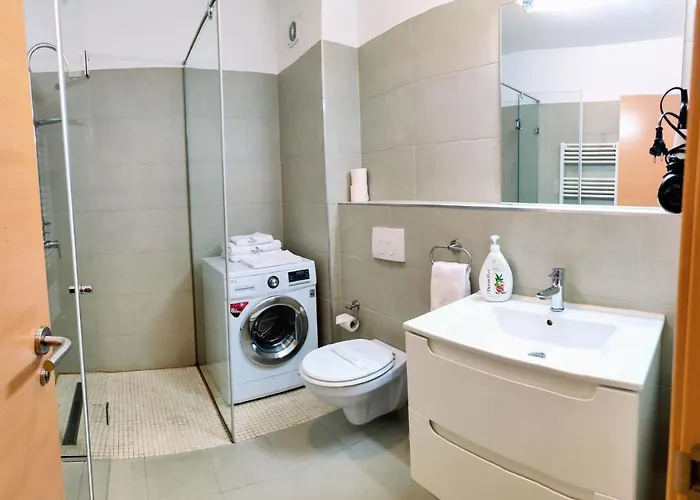 My Place In 7 Nights Minimum Apartament